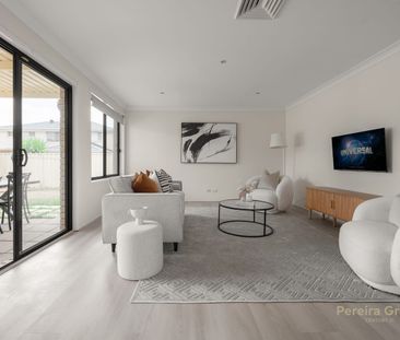 Spacious Family Home in a Quiet Harrington Park Pocket! - Photo 4