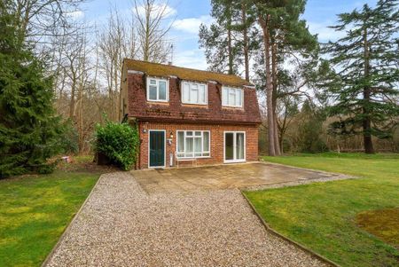 1 bedroom detached house to rent - Photo 4