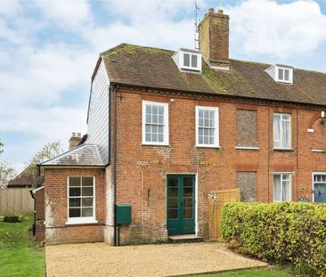 A newly refurbished idyllic country cottage, offering spacious acco... - Photo 6