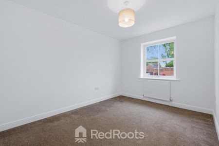 3 bedroom detached house to rent - Photo 4