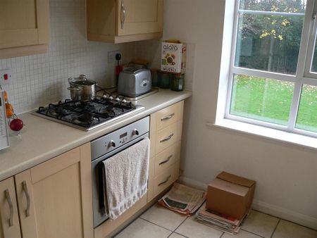 2 bedroom flat to rent - Photo 5