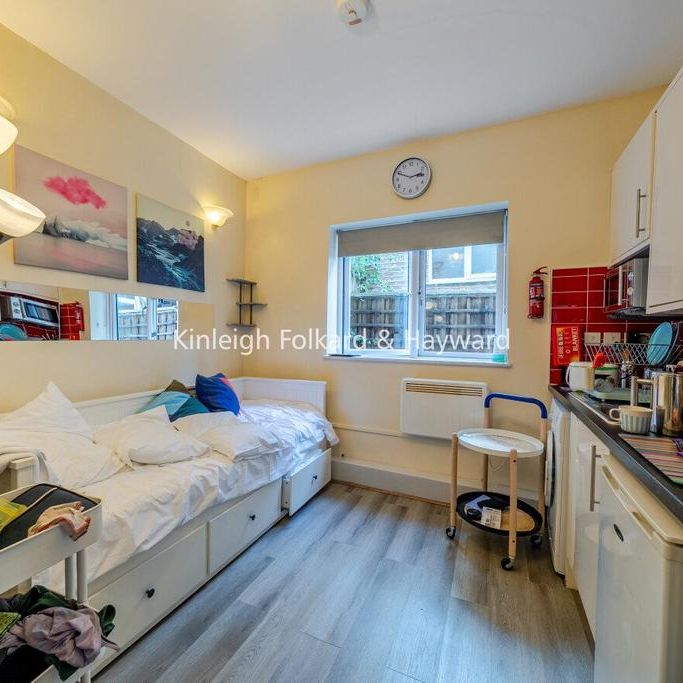 Studio to rent - Photo 1