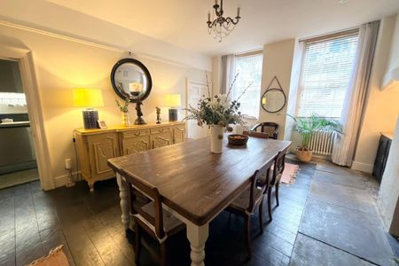 Henrietta Street - Photo 3