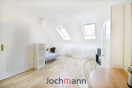 Pronájem bytu 1+kk 34 m² - Fotografie 2
