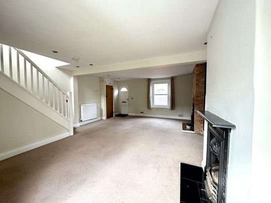 2 bedroom terraced house to rent - Photo 1