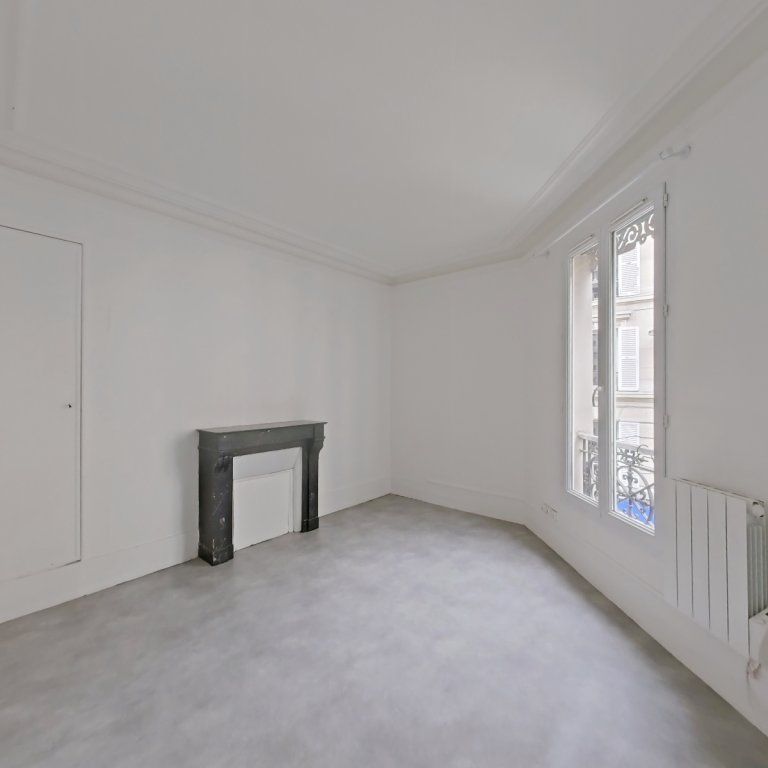 APPARTEMENT T2 A LOUER - PARIS 12EME ARRONDISSEMENT - 28.67 m - 937 € - Photo 1