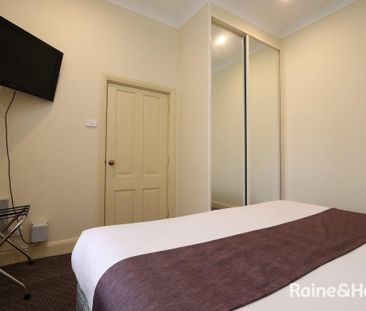 Fully Furnished 3 bedroom Semi located in CBD. Available 23.12.2025 - Photo 2