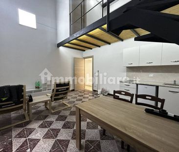 Bilocale via Santa Maria di Costantinopoli, Centro Storico, Napoli - Photo 3