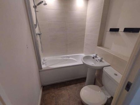 Friars Wharf Apartments, Gateshead, Newcastle Upon Tyne, NE10 - Photo 3