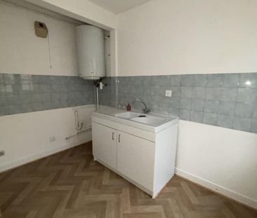 ORBEC APPT T2 RENOVE DE 41M² - Photo 1