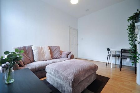 5 bedroom property to rent - Photo 3