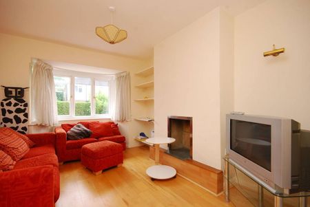 4 bedroom semi-detached house to rent - Photo 5