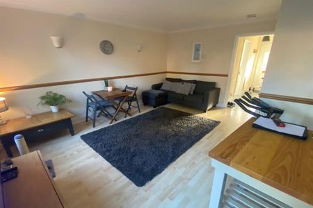 2 bedroom terraced house to rent - Photo 3