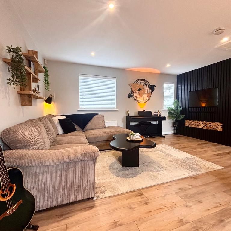 1 bedroom property to rent - Photo 1