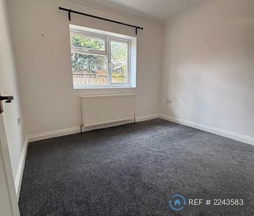 2 bedroom maisonette to rent - Photo 3