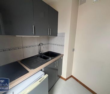 Location Appartement 1 pièce 30m² LA ROCHELLE 17000 - Photo 2