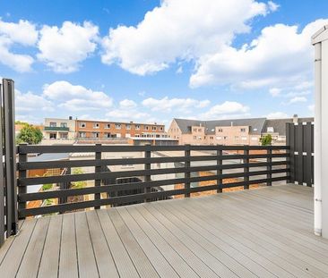 Ruime stadsduplex met terras en privé-koer in het dorpscentrum - Photo 4