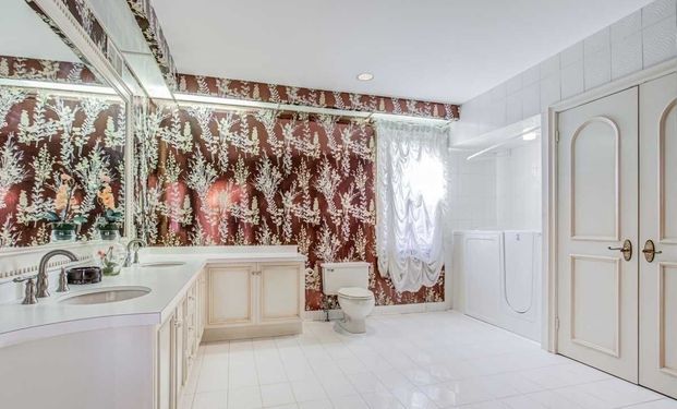 For Lease - 29 Sultana Avenue, Toronto, Ontario - Photo 1