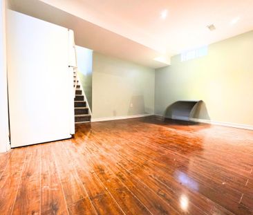 For Lease - 118 Fano Drive, Hamilton, Ontario - Photo 1