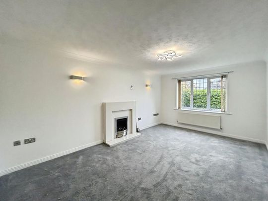 4 bedroom detached house to rent - Photo 1