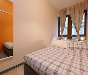 Via dei Giornalisti, Rome, Lazio 00135 - Photo 2