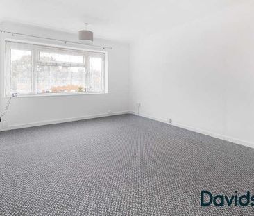 Birmingham, B31 - Photo 5