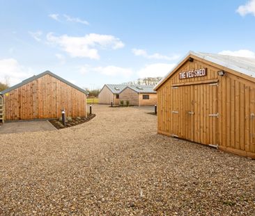 2 bedroom barn to rent - Photo 1