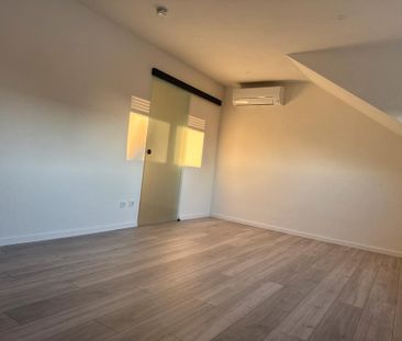 Modernisierte, klimatisierte Wohnung im gepflegten 5-Familienhaus - Photo 1