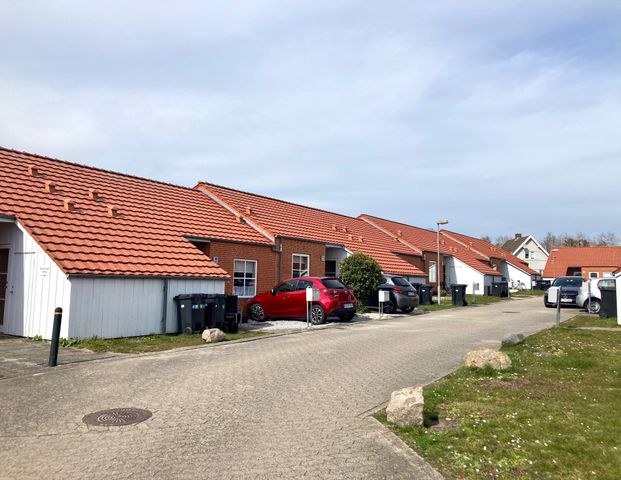 Moderniseret rækkehus i Søhus med hyggelig terrasse - Foto 1