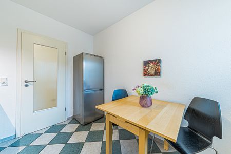 City-Residence: Modern ausgestattete 3-Zimmer-Wohnung mit 2 Schlafzimmern in Frankfurt Eschersheim - Photo 5