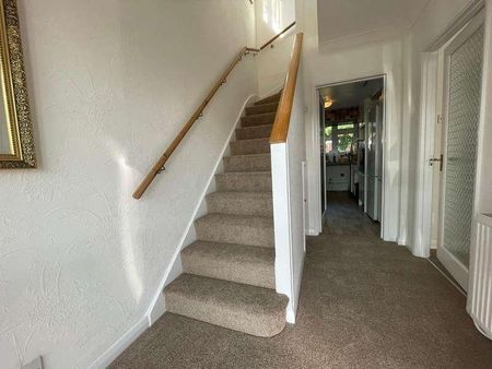 Fairmead Close, Hounslow, TW5 - Photo 5