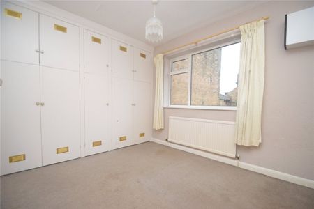 2 bed ground floor flat to rent in Fulford Road, Scarborough, YO11 - Photo 3