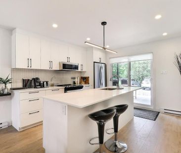 Luxueux condo neuf 4½ à louer – 1350$ / mois* - Photo 3