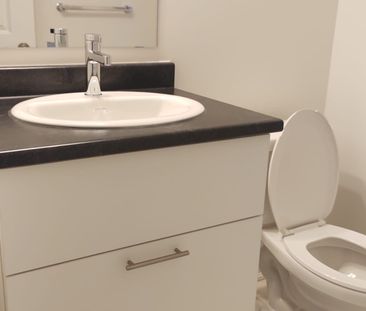 For Lease - 57 Phoenix Boulevard, Barrie, Ontario - Photo 2