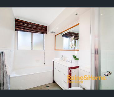 2 Bedroom Apartment in the Heart of Chiswick - Photo 5