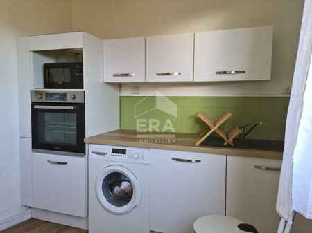 Appartement F2 meublé avec chauffage et eaux dans les charges - Photo 2