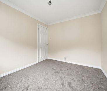 3 bedroom apartment to rent - Photo 4