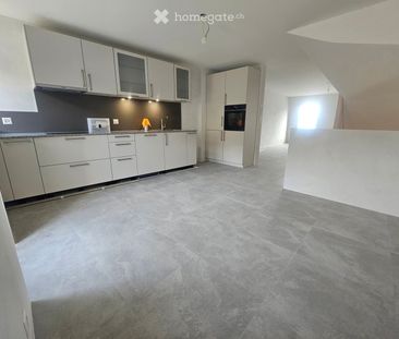 Maison contigüe entièrement rénovée Bougy-Villars - Photo 1