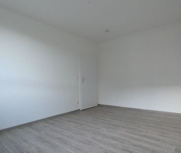 *** Altbauflair in Schlossnähe! Sanierte 2-Zi.-Wohnung in grüner La... - Photo 6