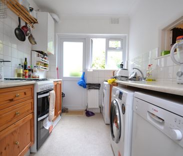 House Share to rent - Clarendon Rise, London, SE13 - Photo 4