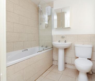 1 bedroom ground floor flat to rent - Photo 3