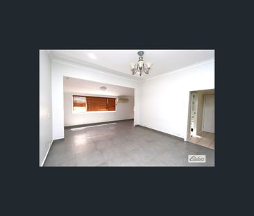 2 Hyacinth Street, Asquith, NSW 2077 - Photo 3