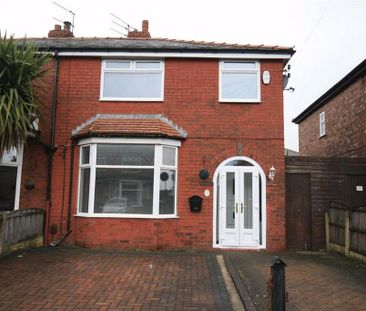 3 bedroom semi-detached house to rent - Photo 3