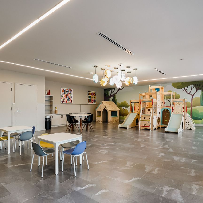 For Lease - 4055 Parkside Village Drive Unit# 725, Mississauga, Ontario - Photo 1