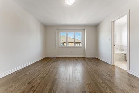 For Lease - 3083 Harvard Gardens, Oakville, Ontario - Photo 4