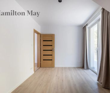 Elegancki dom w Lusinie - nowoczesna nieruchomość z dużym ogrodem - Zdjęcie 6