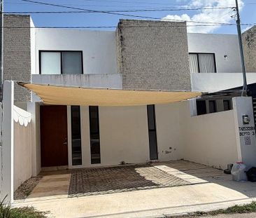 TOWN HOUSE EN TEMOZÓN NORTE - Photo 6