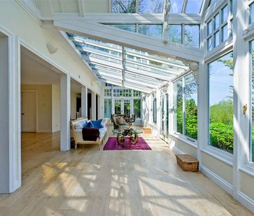 This stunning riverside property sounds ideal for those looking to ... - Photo 4