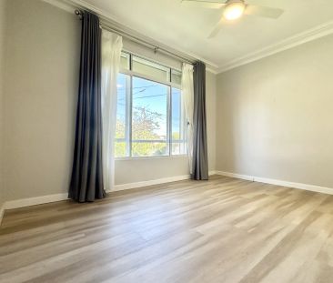 Beautifully presented family home set in prime location, offering b... - Photo 3