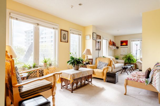 For Lease - 6A Leaside Park Drive, Toronto, Ontario - Photo 1